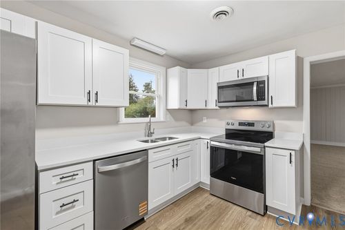 302 Meadowspring Rd, Richmond, VA, 23223-5644 | Card Image