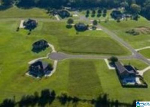 63-8406 Brooke Ln, DORA, AL, 35062-1557 | Card Image