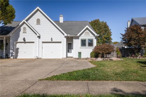 23390 Wainwright Ter, Olmsted Falls, OH, 44138-3210 | Card Image
