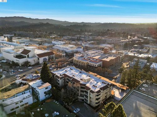 203-1201 Alta Vista Dr, Walnut Creek, CA, 94596-4630 | Card Image