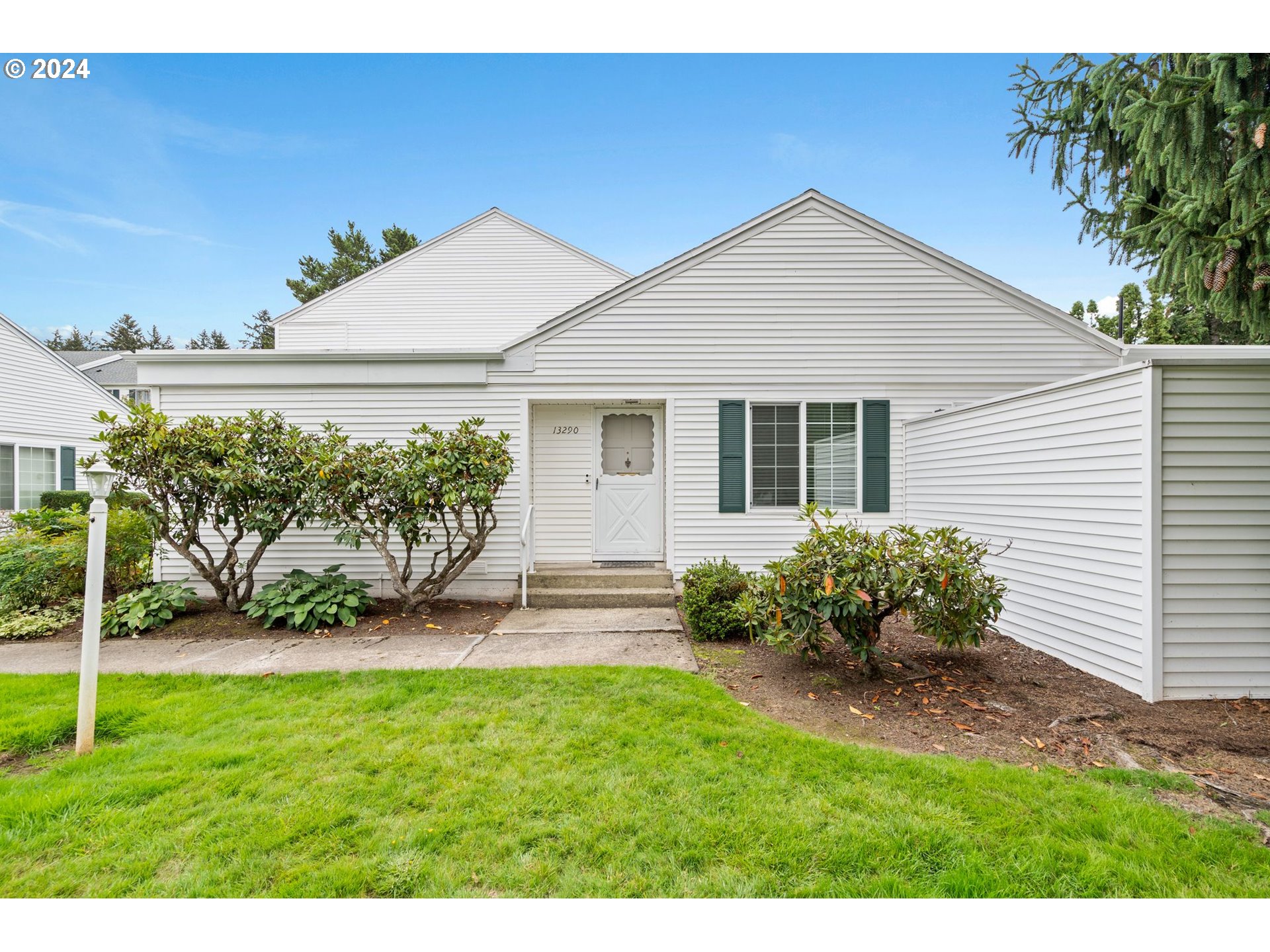 17th St, Beaverton, OR 97008