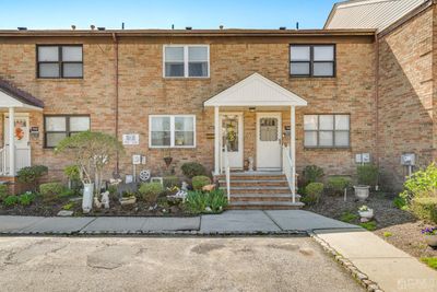 705 Sharon Garden Court, Townhouse with 2 bedrooms, 2 bathrooms and null parking in Woodbridge Proper NJ | Image 3