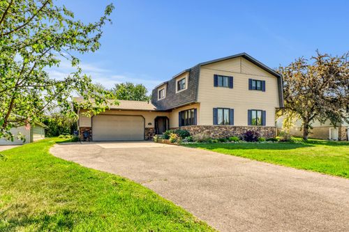 1315 Loring Ave, Detroit Lakes, MN, 56501-4107 | Card Image