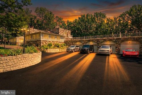 11701 Locust Dale Ct, BOWIE, MD, 20721-2564 | Card Image