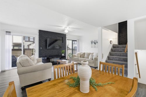 13b-5272 Westbury Drive, Columbus, OH, 43228 | Card Image