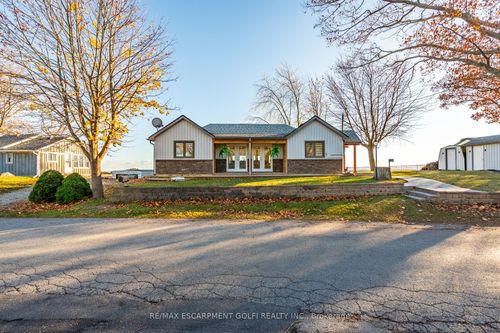 2094 Lakeshore Rd, Dunnville, ON, N1A2W8 | Card Image