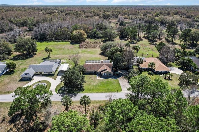 7618 W Golf Club St, House other with 3 bedrooms, 2 bathrooms and 2 parking in Crystal River FL | Image 44