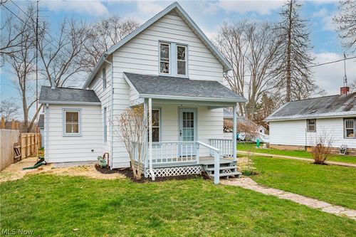 2755 Prospect St Ne, Middlebranch, OH, 44652-9000 | Card Image