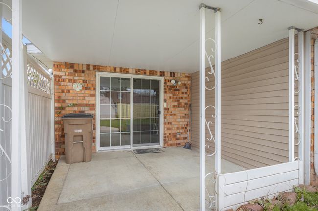 2770 Two Worlds Dr, Condo with 2 bedrooms, 2 bathrooms and null parking in Columbus IN | Image 39
