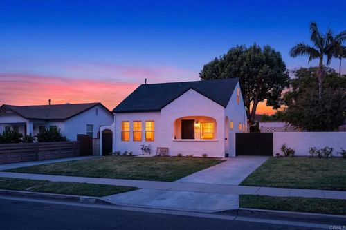 3811 Boyce Avenue, Los Angeles, CA, 90039 | Card Image