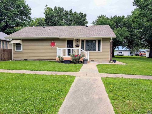 1014 Neosho St, Burlington, KS, 66839-1648 | Card Image