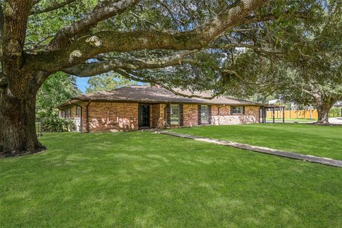 502 Misty Ln, Friendswood, TX, 77546-4532 | Card Image