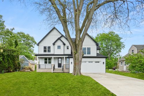 520 N Sleight St, Naperville, IL, 60563-3238 | Card Image