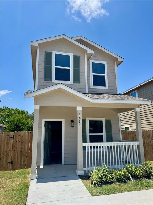 3027 Sabinas St, Corpus Christi, TX, 78405-2415 | Card Image