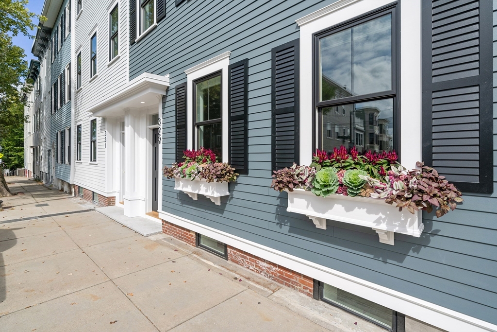 Bunker Hill St, Charlestown, MA 02129