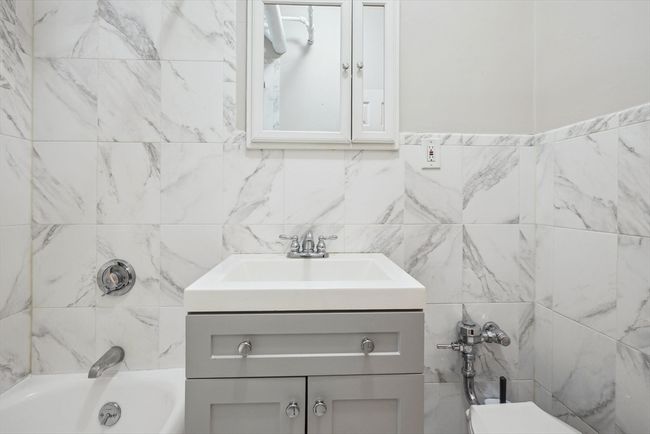 APT-1 - 20 Marshal St, Condo with 1 bedrooms, 1 bathrooms and 1 parking in Brookline MA | Image 13