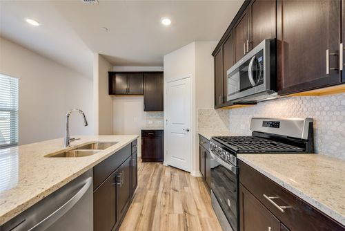 102 Monarch Way, Wylie, TX, 75098-5571 | Card Image