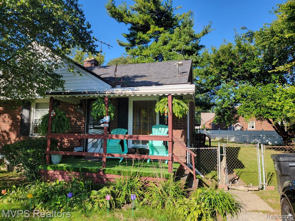 Kelly Rd, Detroit, MI 48224