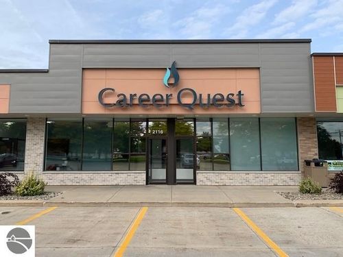 2116 S Mission St, Mt Pleasant, MI, 48858-4427 | Card Image