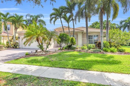 7071 Corning Cir, Boynton Beach, FL, 33437-3985 | Card Image