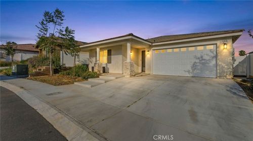 10710 Brookfall Ct, Riverside, CA, 92505-5135 | Card Image
