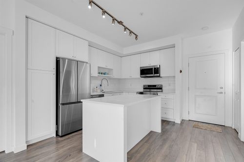 418-15825 85 Ave, Surrey, BC, V4N6W9 | Card Image