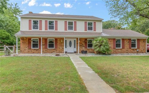 401 Midlothian Sq, Hampton, VA, 23669-1747 | Card Image