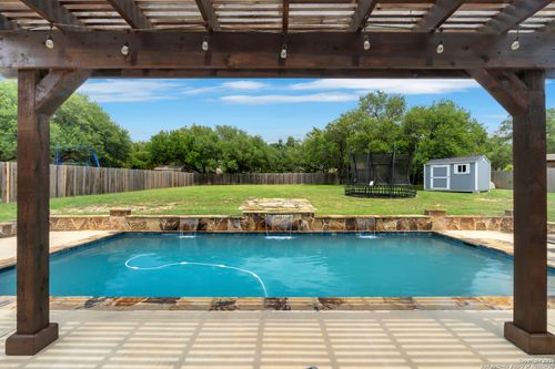 28906 Balcones Crk, Boerne, TX, 78006-8664 | Card Image