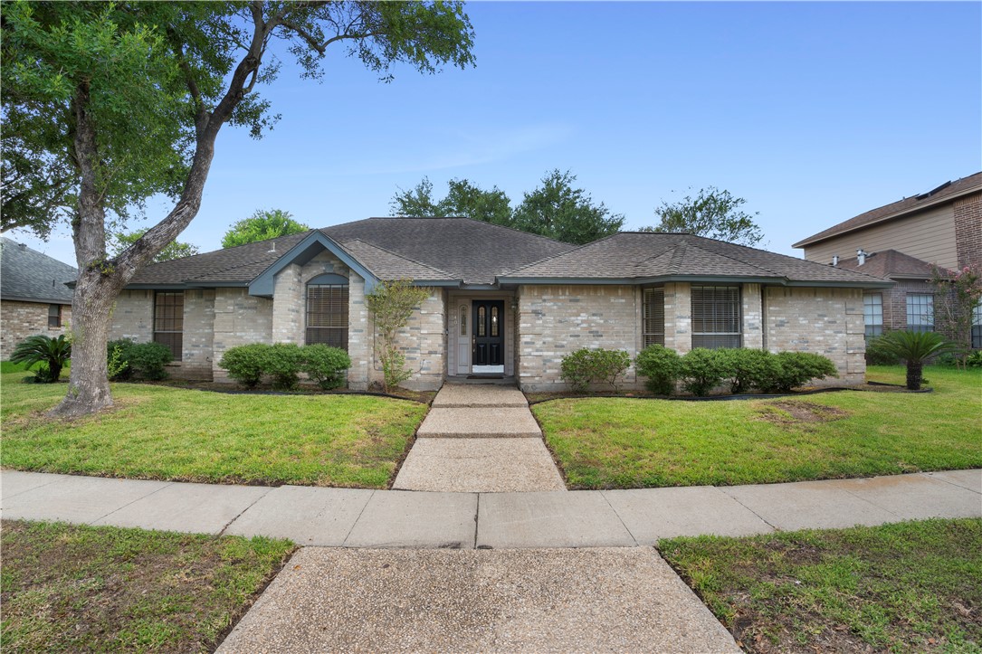 Vatter Dr, Corpus Christi, TX 78413