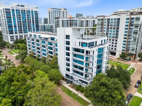 unit-601-525 E Jackson St, ORLANDO, FL, 32801-6608 | Card Image