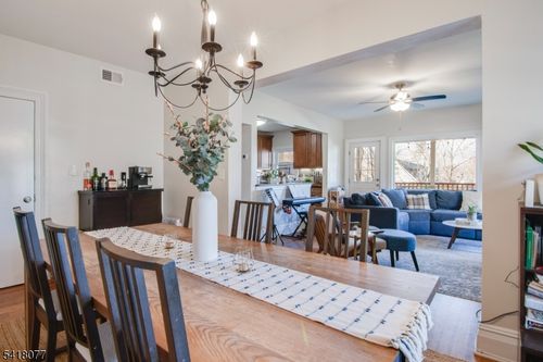 660 Bloomfield Ave, Verona, NJ, 07044-1601 | Card Image