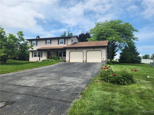 6 Heather Woods Ct, Skaneateles, NY, 13152-1410 | Card Image