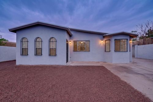 8101 Kathryn Ave Se, Albuquerque, NM, 87108-4113 | Card Image
