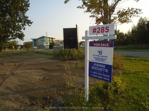 285 Enclave Walk Walk E, Orleans - Convent Glen and Area, ON, K4B1H9 | Card Image