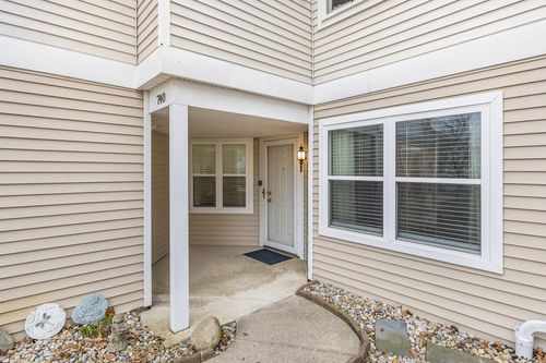 740 Fieldstone Cir W, Chelsea, MI, 48118-1466 | Card Image