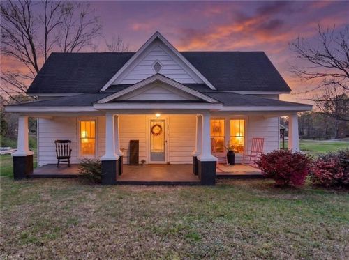 507 Columbia Ave, Ramseur, NC, 27316-9503 | Card Image