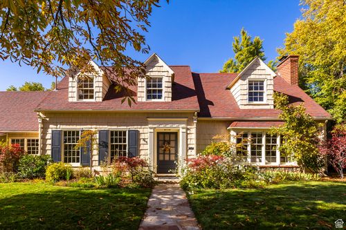 966 Diestel Rd, Salt Lake City, UT, 84105-1746 | Card Image