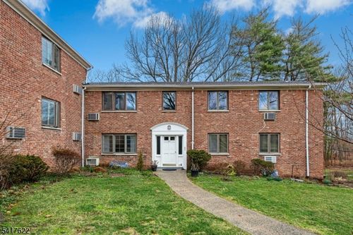 57 Troy Dr, Springfield, NJ, 07081-2030 | Card Image