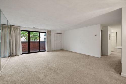205-1600 Massachusetts Ave, Cambridge, MA, 02138-2922 | Card Image