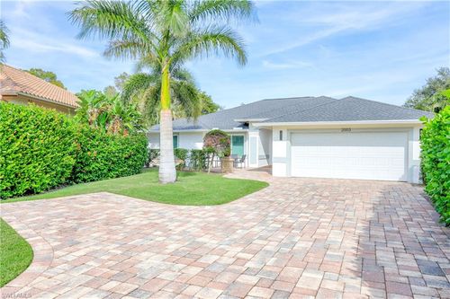 2003 Timberline Dr, Naples, FL, 34109-7126 | Card Image