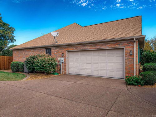 7418 Julius Ct, Evansville, IN, 47715-5200 | Card Image