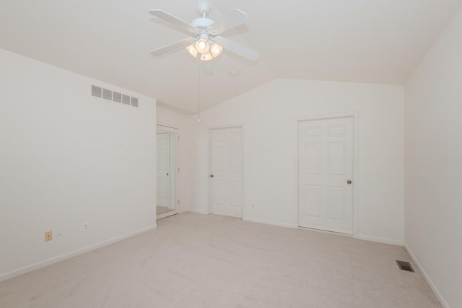 128 Commons Cir, Condo with 2 bedrooms, 2 bathrooms and null parking in Saline MI | Image 25