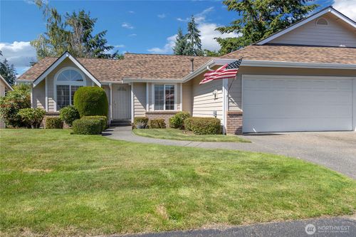 4 Lakewood Oaks Dr Sw, Lakewood, WA, 98499-5534 | Card Image