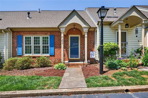 450 Front St, Winston-Salem, NC, 27101-5257 | Card Image