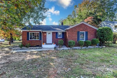 430 Coolidge Avenue, House other with 3 bedrooms, 1 bathrooms and null parking in Statesville NC | Image 1