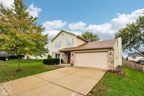 430 N Shore Ct, Franklin, IN, 46131-7947 | Card Image