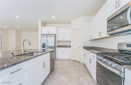 7654 Duran Harbor Ln, North Las Vegas, NV, 89084-3838 | Card Image