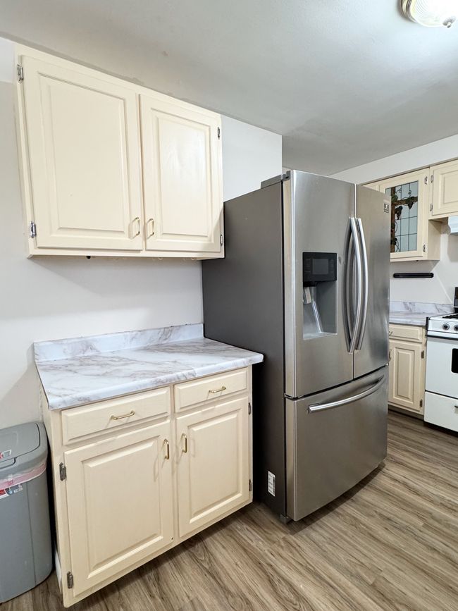stainless refrigerator stays | Image 10