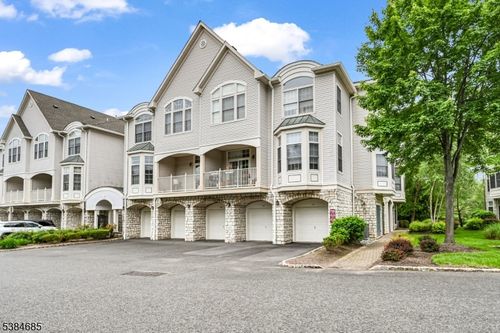 717-717 Regal Blvd, Livingston, NJ, 07039-8247 | Card Image