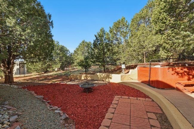 3 Salida Del Sol, House other with 3 bedrooms, 2 bathrooms and null parking in Cedar Crest NM | Image 23